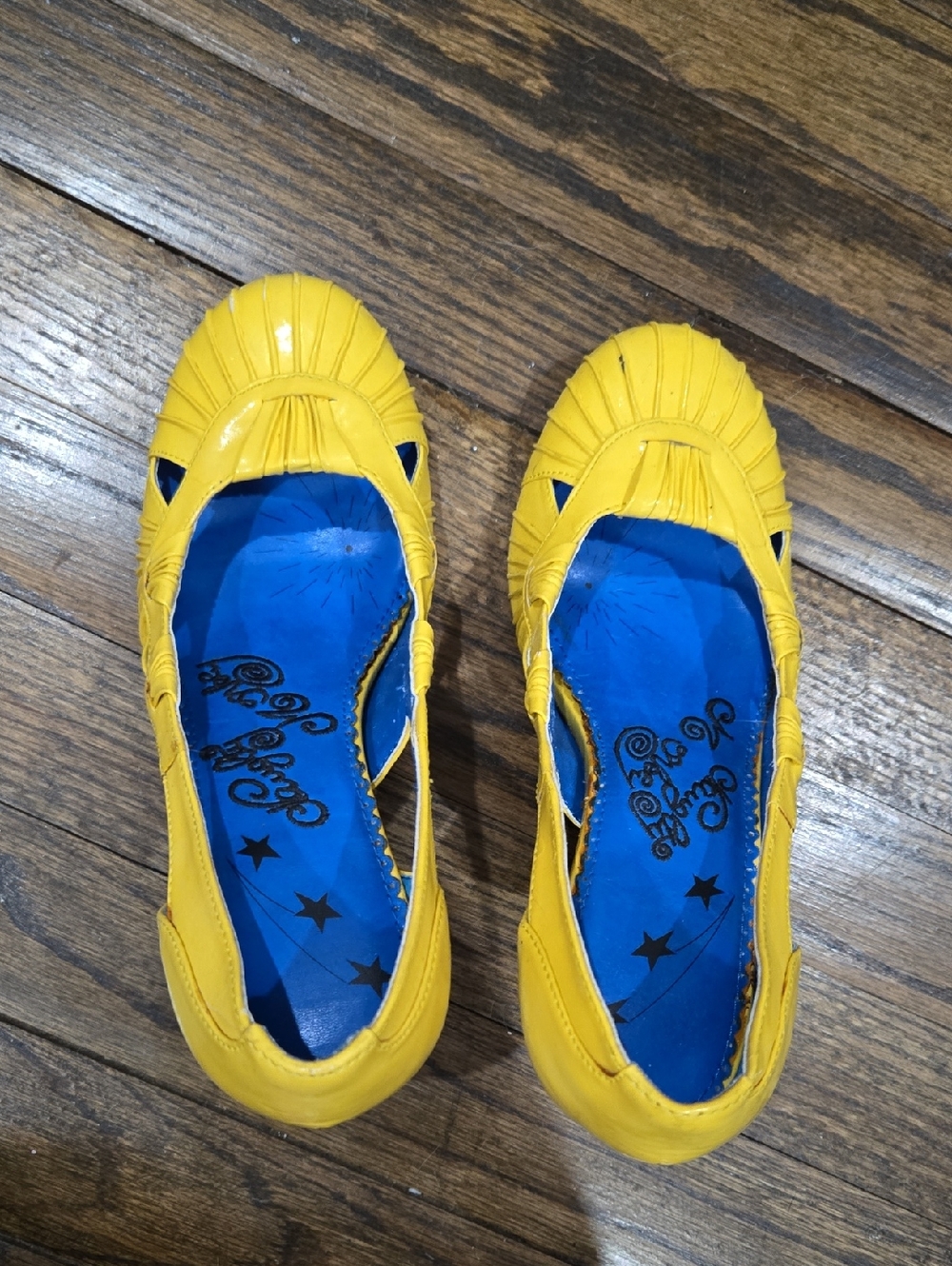 Naughty Monkey Y2K Yellow Ruched Round Toe Heels Size 7 - Picture 6 of 11